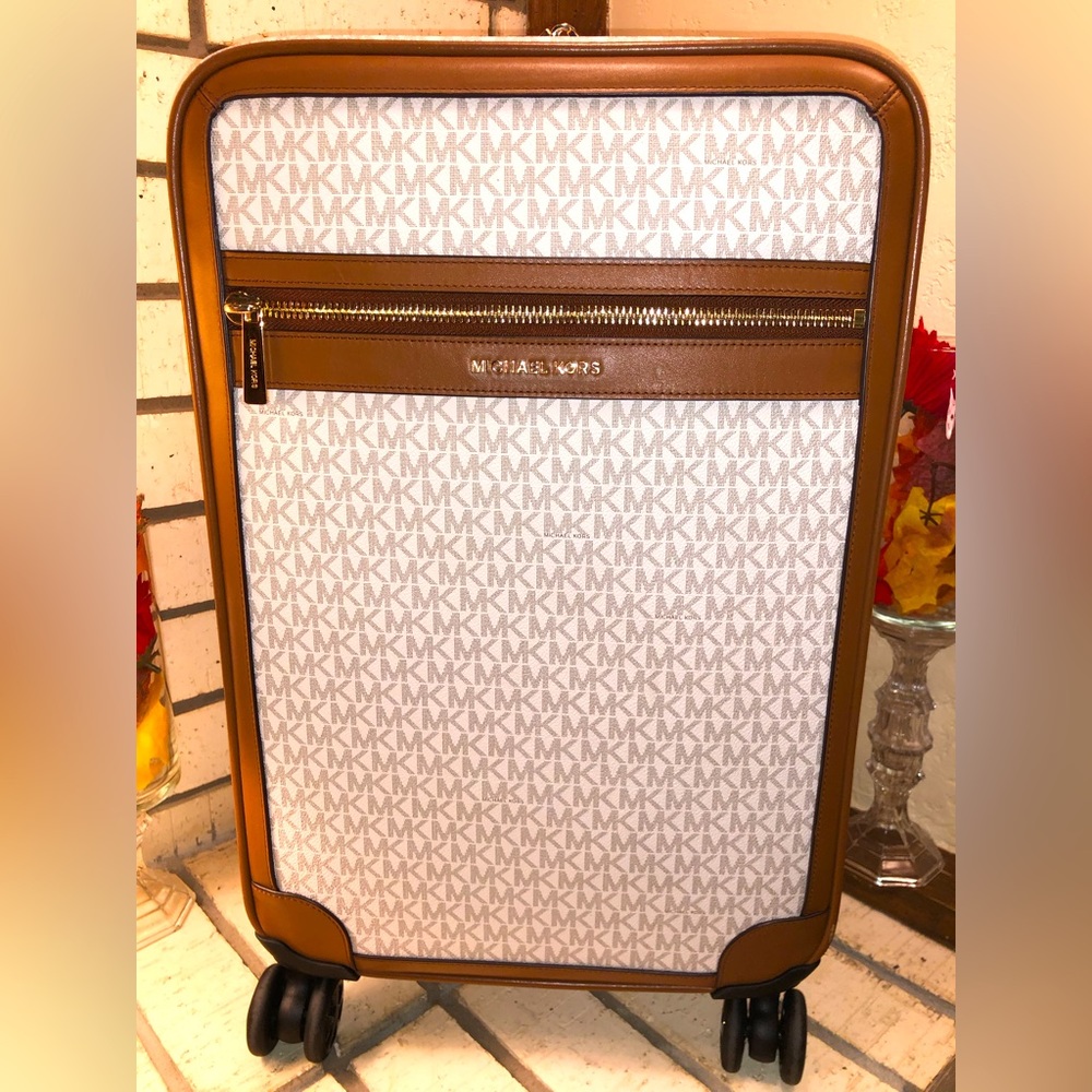 Michael Kors - Carry-on Suitcase